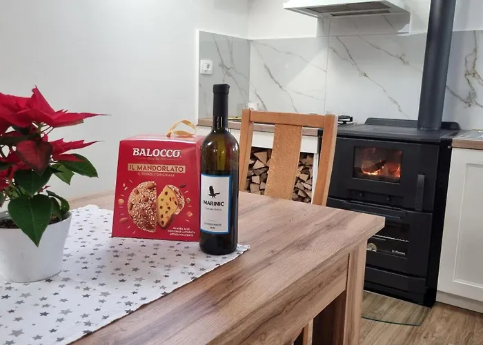 Apartma Pod Orehom * Slap ob Idrijci